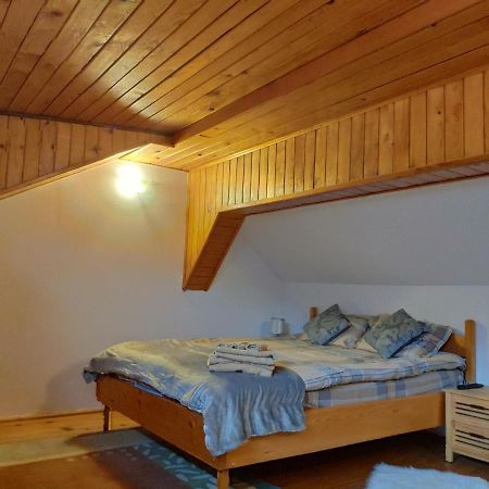Cozy Loft At Teleferic Apartment Sinaia Luaran gambar